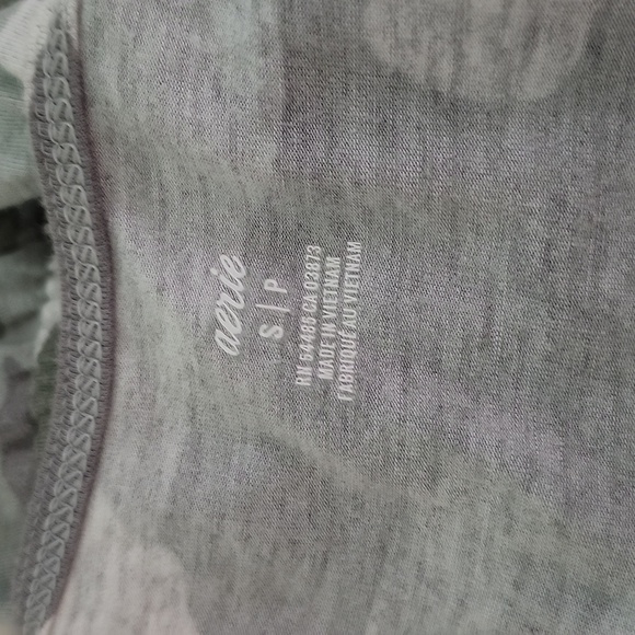 Aerie camo jumpsuit - Picture 10 of 11